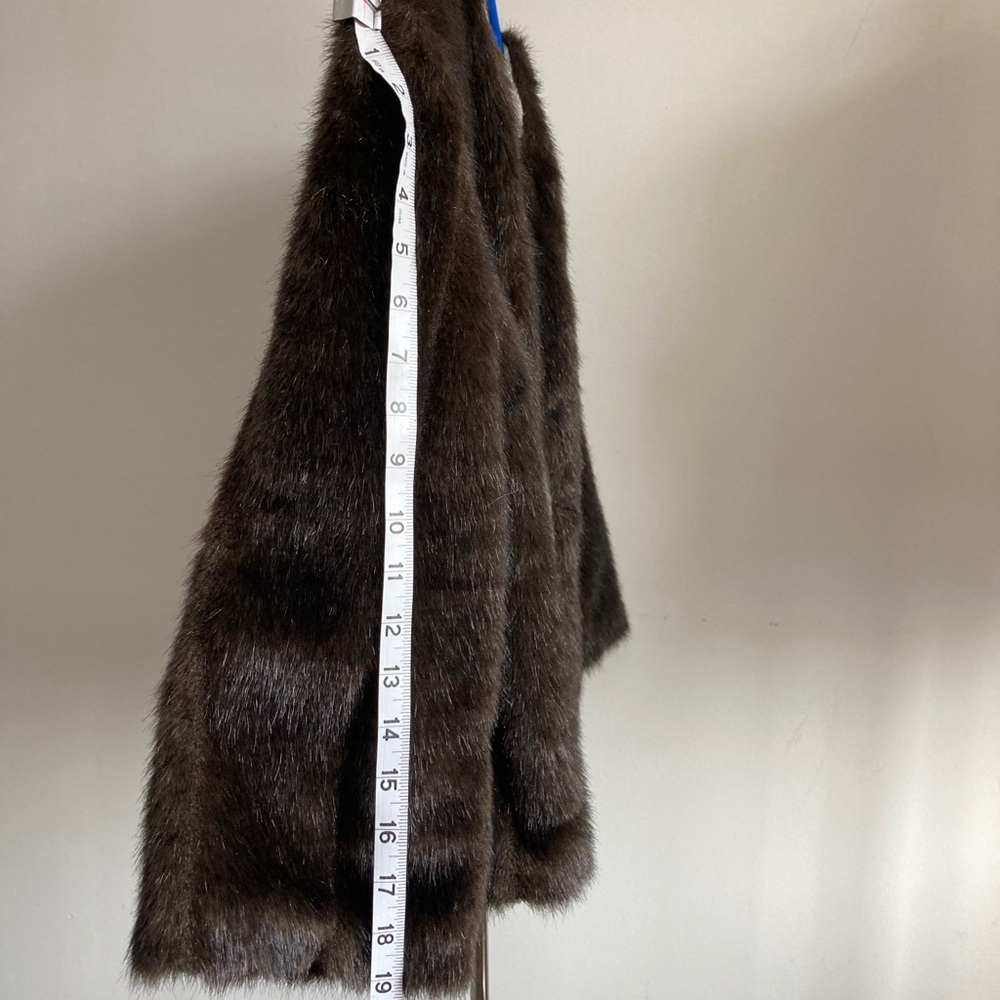 WD•NY Faux Fur Coat - Picture 12 of 16